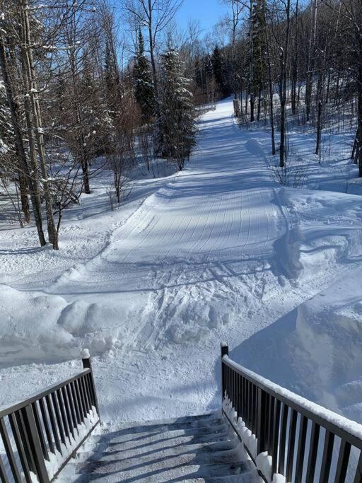 Mont-Blanc Ski Inout Condo W Pool Beach Access Saint-Faustin エクステリア 写真